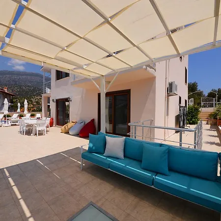 Esen Kaş